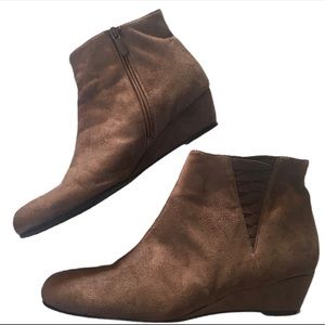 Impo Stretch Wedge Ankle Bootie